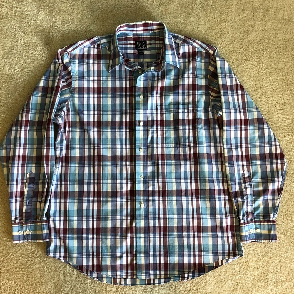 Jos A. Bank Button Down Long Sleeve Shirt Size L